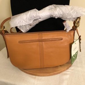 Fossil Eco-Leather NWT Cross body Purse Bag Pocketbook Baguette Camel Jolie
